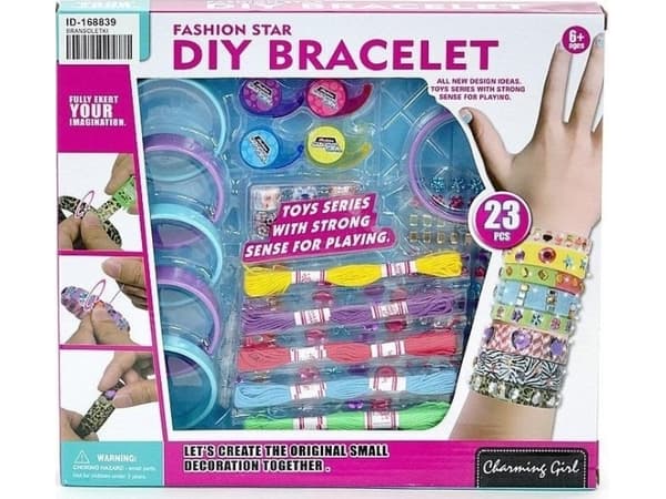 Set of strings and ornaments for making bracelets