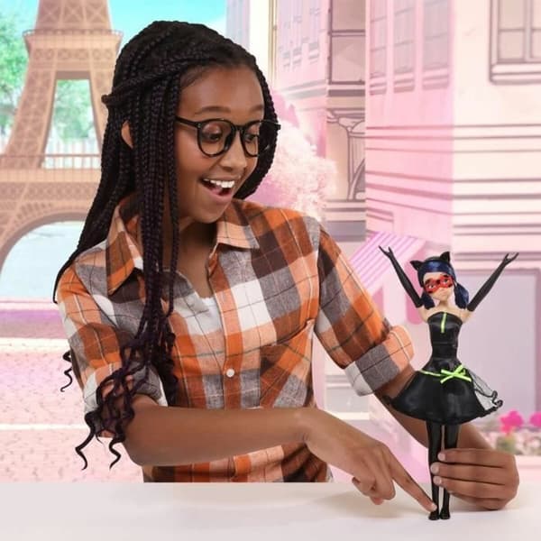 Miraculous Miraculous Hero Switch Ladybug Doll