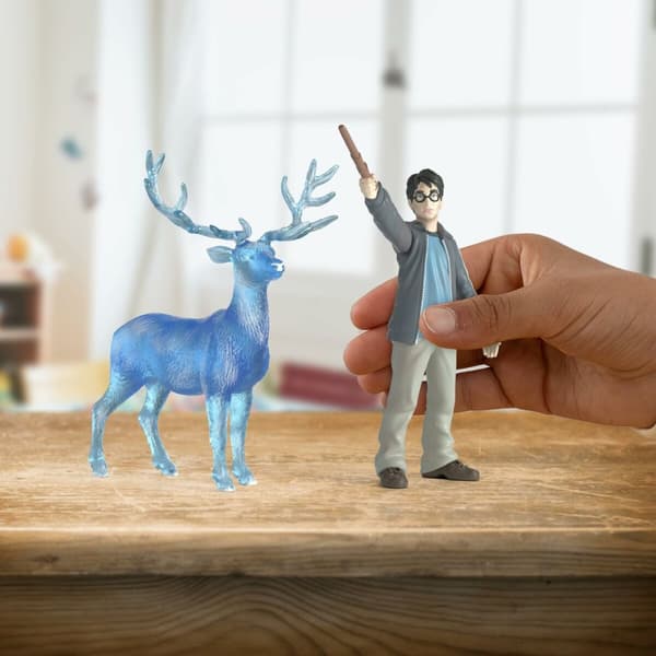 Papp Schleich Harry Potter Figurines and his Patronus