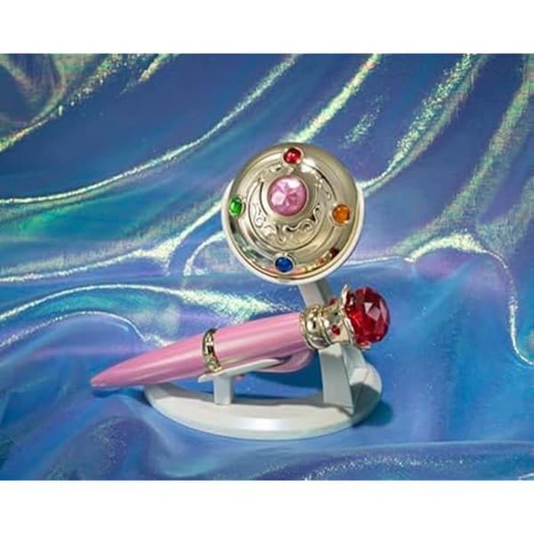 TAMASHII NATIONS - Sailor Moon – Kostymbrosch och pennset – Glossy Color Edition, Bandai Spirits Proplica,