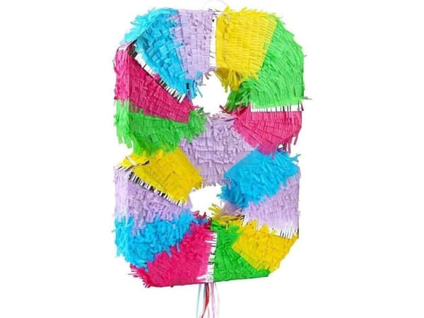 Piñata nummer 8 kake 50x35x7,5cm