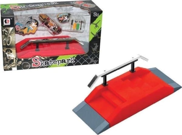 Skatepark med skateboard