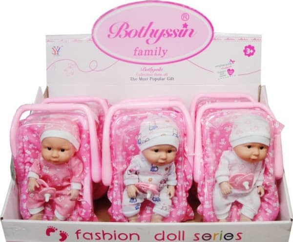 Svensk babydocka i bärsele