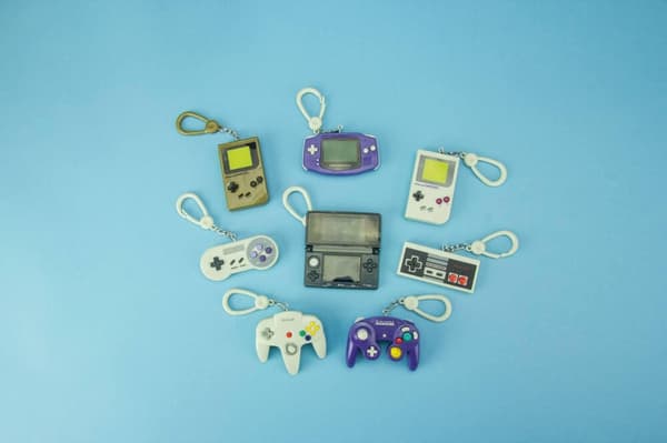 Nintendo Backpack Buddies Classic Console - Mystery Pack (1)