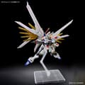 Pikkukuva 10 / 10: HGCE 1/144 MIGHTY STRIKE FREEDOM GUNDAM