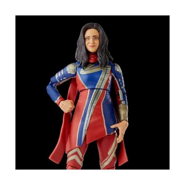 Figurine - Hasbro - Ms. Marvel - 15 cm - Marvel Legends - BAF Totally Awesome Hulk