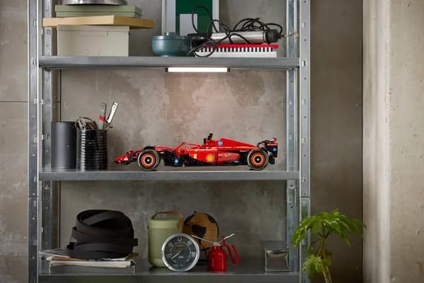 Lego Technic 42207 Ferrari SF-24 F1