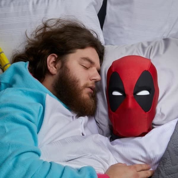 Interaktivt Deadpool-huvud, rör sig och talar, dedikerad app, samlarobjekt för vuxna, 600+ ljud och fraser på engelska, Marvel