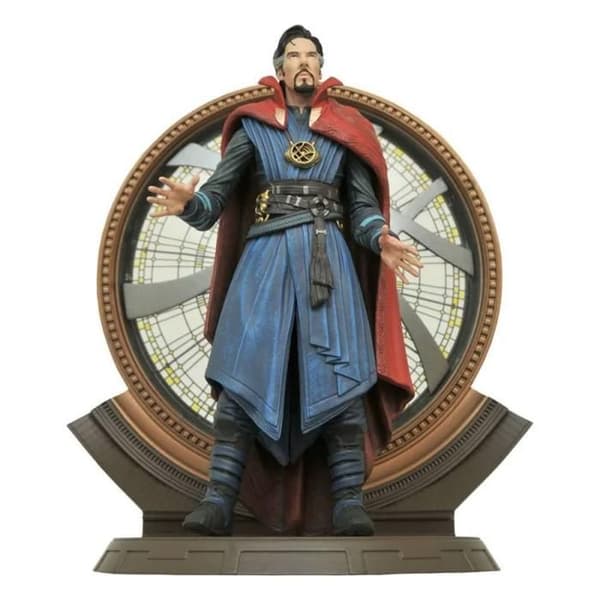 Marvel Select Figure - Doctor Strange 18 cm - DIAMOND SELECT - Vit - Blandat