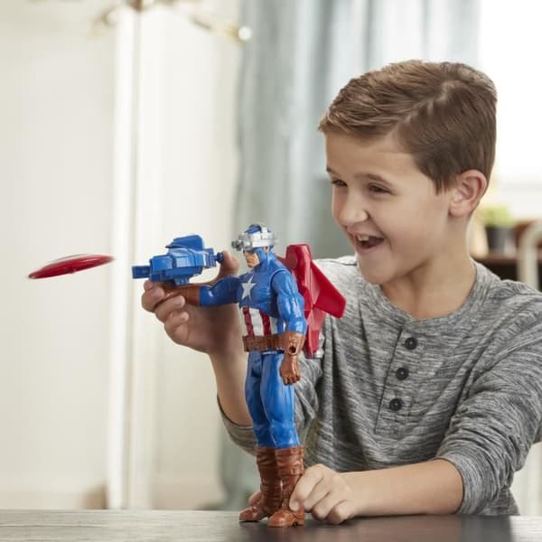 Captain America Titan Hero Blast Gear AVENGERS figur - 30 cm - Launcher och projektiler - från 4 år gammal