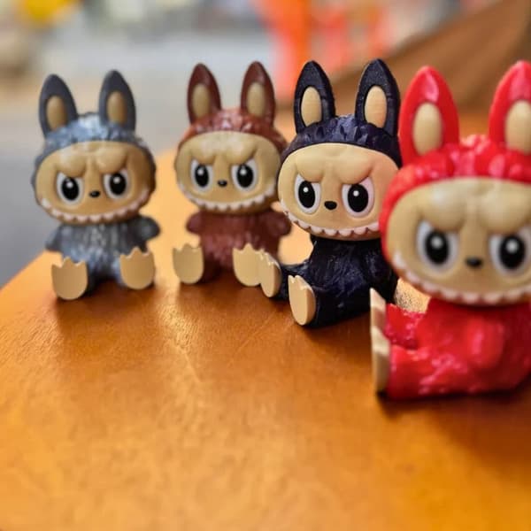 Labubu Pop Mart Monsters spännande figurleksak för bordsskiva