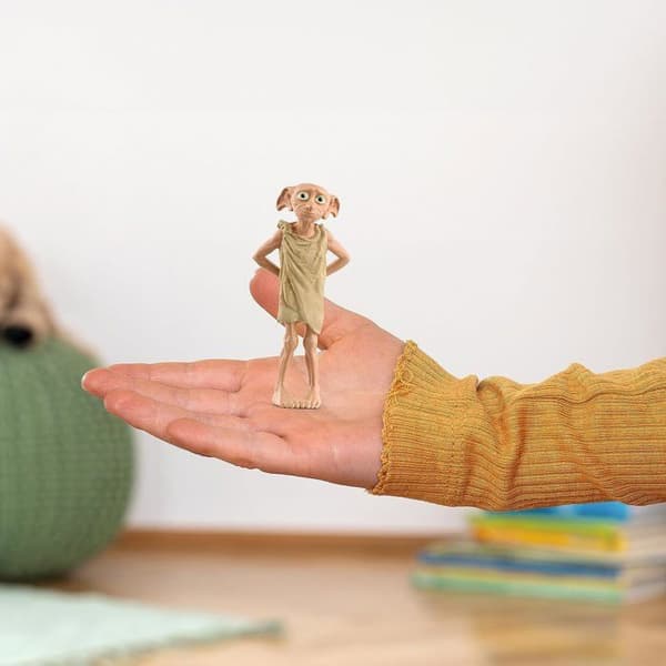 Dobby, figur från Harry Potter®-universumet, 13985, för barn från 6 år och uppåt, 3,5 x 3 x 8 cm - Schleich WIZARDING WORLD