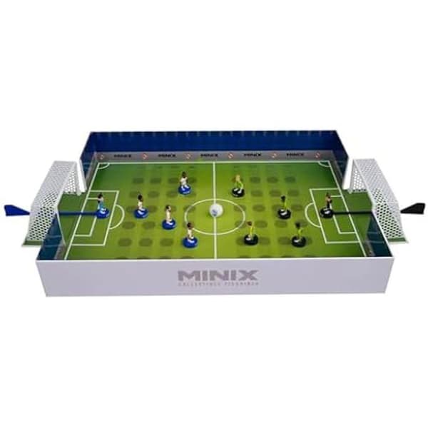 BANDAI, Minix Samlarfigurer, Real Madrid Fotbollsspel med 5 Spelare, återskapar de bästa ögonblicken i fotboll, idé