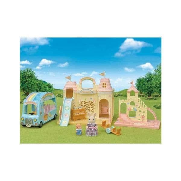 Leksak - SYLVANIAN FAMILIES - Baby Castle Nursery - Vit och Rosa - För barn från 3 år och uppåt