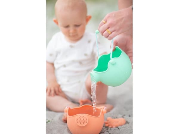 Scrunch-watering-can - mint