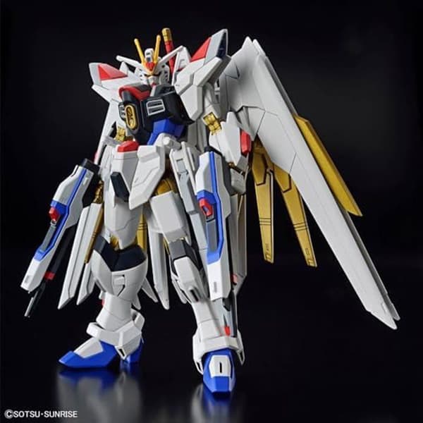 BANDAI SPIRITS HG Mobile Suit Gundam Seed Freedom Mighty Strike Freedom Gundam Skala 1/144 Plastmodell med färgkodning