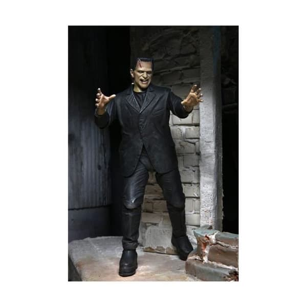 Ultimate's Frankenstein Monster (färg) figur 18 cm - NECA - Ultimate Range - För vuxna