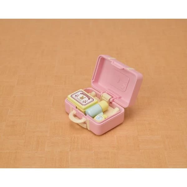 Miniatyrfigur - Mamma Snow Rabbit och hennes helgresväska - SYLVANIAN FAMILIES