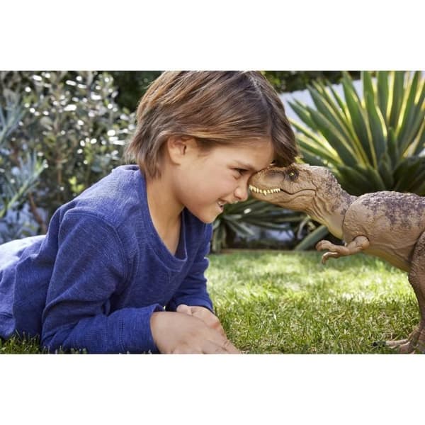 Jurassic World Tyrannosaurus nådeslös attack actionfigur HXF53
