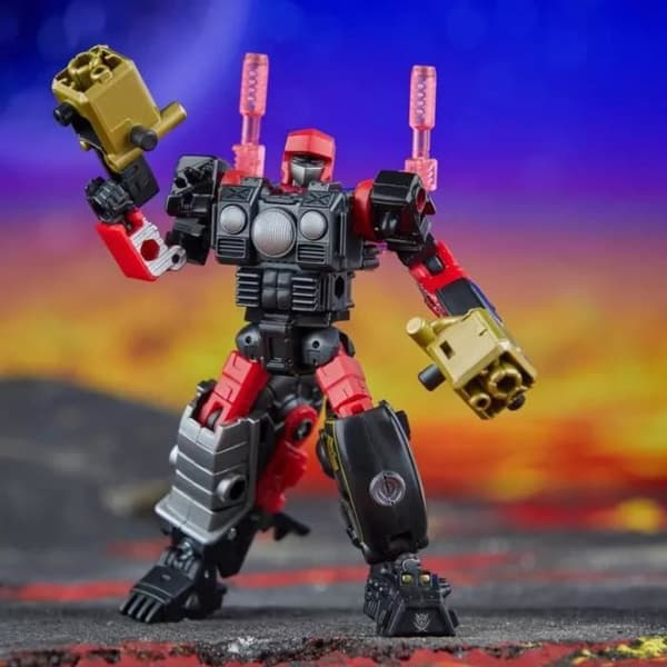 TRANSFORMATORER - ROAD PIG - LEGACY UNITED DELUXE FIGURINE 14CM HASBRO G0