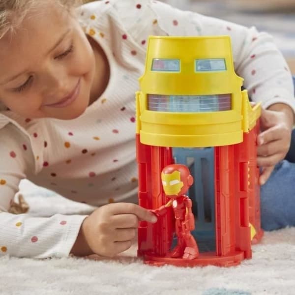 Iron Manin Hämähäkkimiehen Päämaja, Ikä 3+, Hämähäkkimies ja Hänen Upeat Ystävänsä