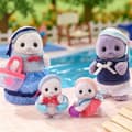 Miniatyrbillede 5 af 6: Articulated Family - SYLVANIAN FAMILIES - Sælfamilie - 4 figurer og strandtilbehør