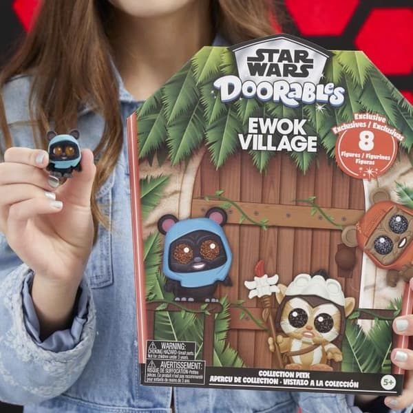 Samlarfigurer - STAR WARS - Ewok Collector's Box - 8 exklusiva figurer, från 5 år