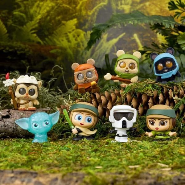 Samlarfigurer - STAR WARS - Ewok Collector's Box - 8 exklusiva figurer, från 5 år
