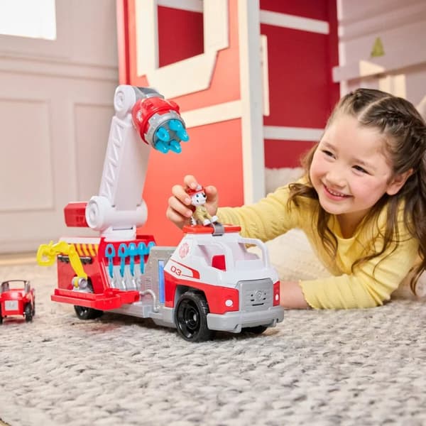 Paw Patrol Fire Rescue Rapid Reload Firetruck