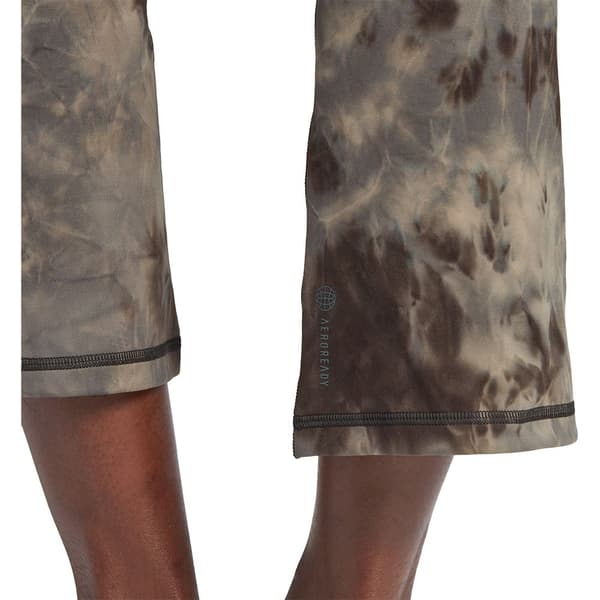 Adidas Leggings Yoga Studio Earth Flared 7/8 Beige S / Regular Kvinde