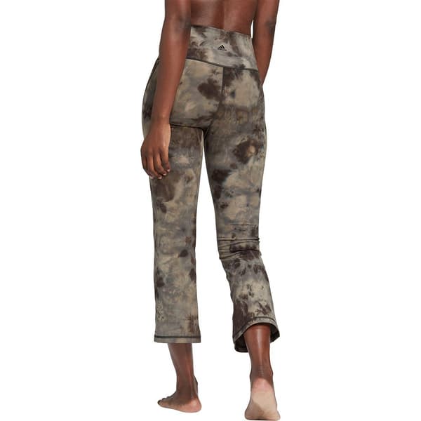 Adidas Leggings Yoga Studio Earth Flared 7/8 Beige S / Regular Kvinde