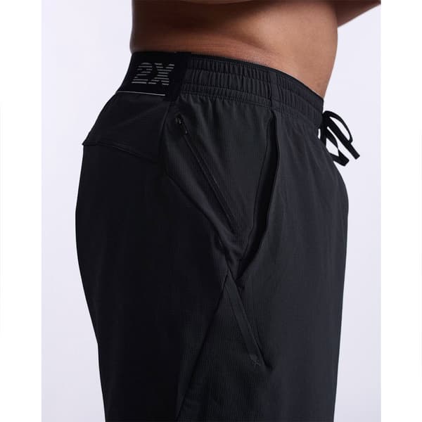 2xu Shorts Motion 6 Inch Svart XL Man