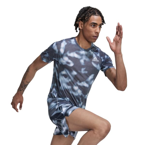 Adidas Kortärmad T-shirt Run Icons Aop Flerfärgad S Man
