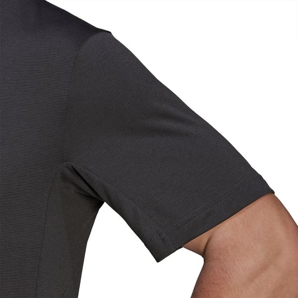 Adidas Kort Ärm T-shirt Motion Svart M Man