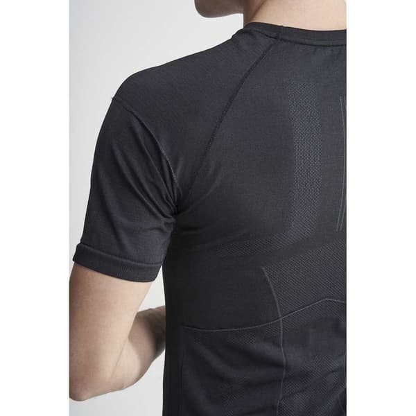 Craft Kortärmad T-shirt Active Intensity Svart M Man