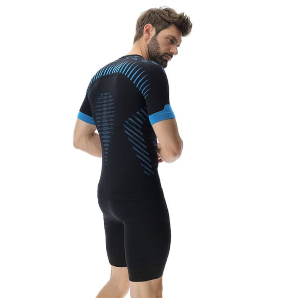 Uyn Kortärmad T-shirt Running Ultra1 Svart XL Man
