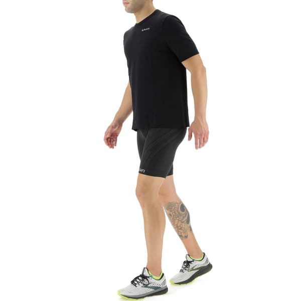 Uyn Kortärmad T-shirt Airstream Svart S Man