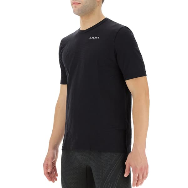 Uyn Kortärmad T-shirt Airstream Svart S Man