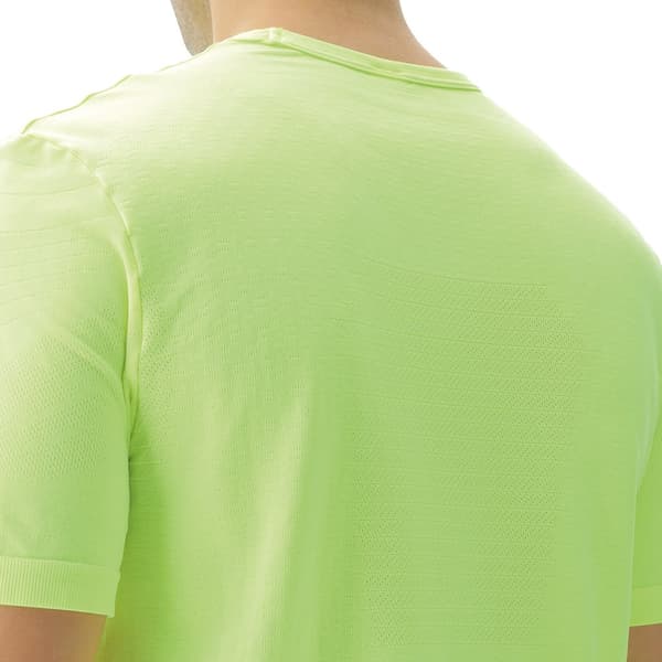 Uyn Kortærmet T-shirt Airstream Grøn 2XL Mand