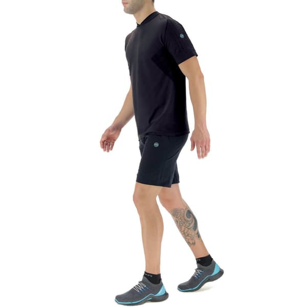 Uyn Kortærmet T-shirt Run Fit Sort XL Mand