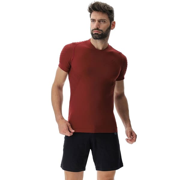 Uyn Kortärmad T-shirt Run Fit Röd M Man