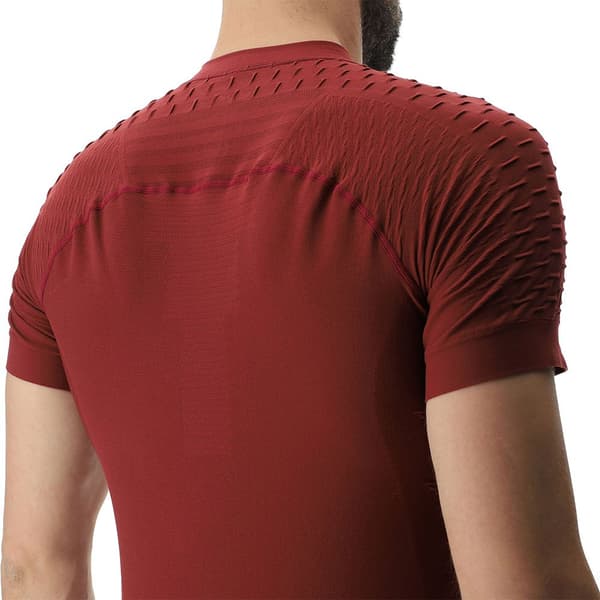 Uyn Kortärmad T-shirt Run Fit Röd M Man