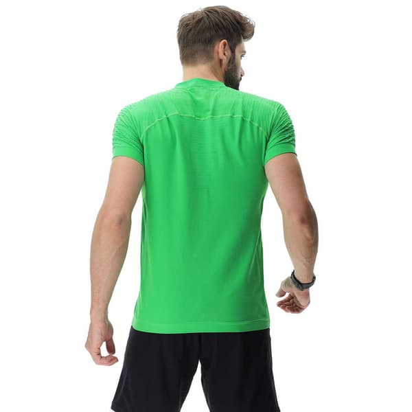Uyn Kortærmet T-shirt Run Fit Grøn L Mand