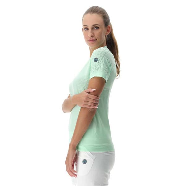Uyn Kortärmad T-shirt Run Fit Grönt S Kvinna