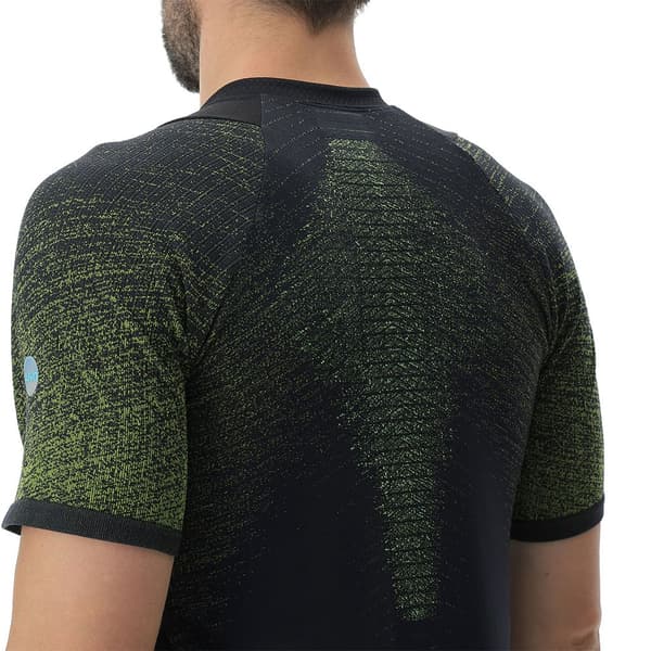 Uyn Kortärmad T-shirt Running Exceleration Aernet Svart S Man