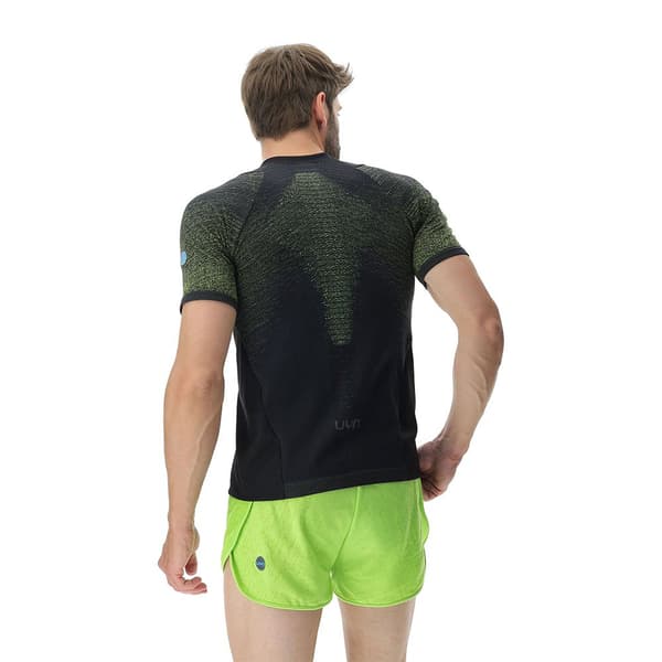 Uyn Kortärmad T-shirt Running Exceleration Aernet Svart S Man