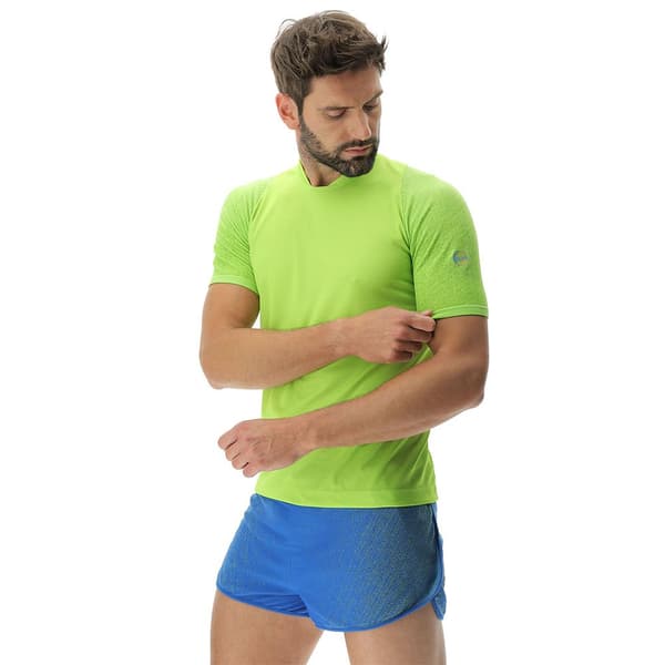 Uyn Kortærmet T-shirt Running Exceleration Aernet Grøn S Mand