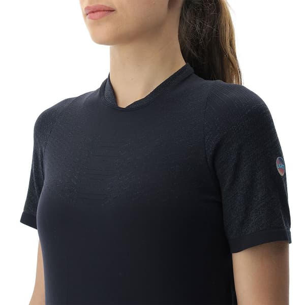 Uyn Kortärmad T-shirt Running Exceleration Svart XS Kvinna