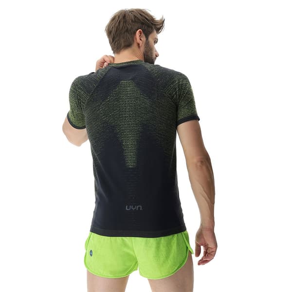Uyn Kortärmad T-shirt Running Exceleration Grönt S Man