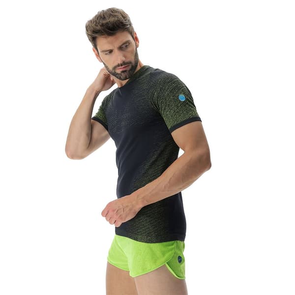 Uyn Kortärmad T-shirt Running Exceleration Grönt 2XL Man